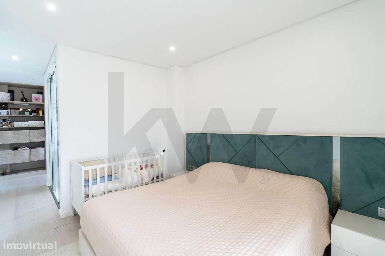 Exclusivo Apartamento T3 Contemporâneo de Alta Gama – Patacão, Faro-25