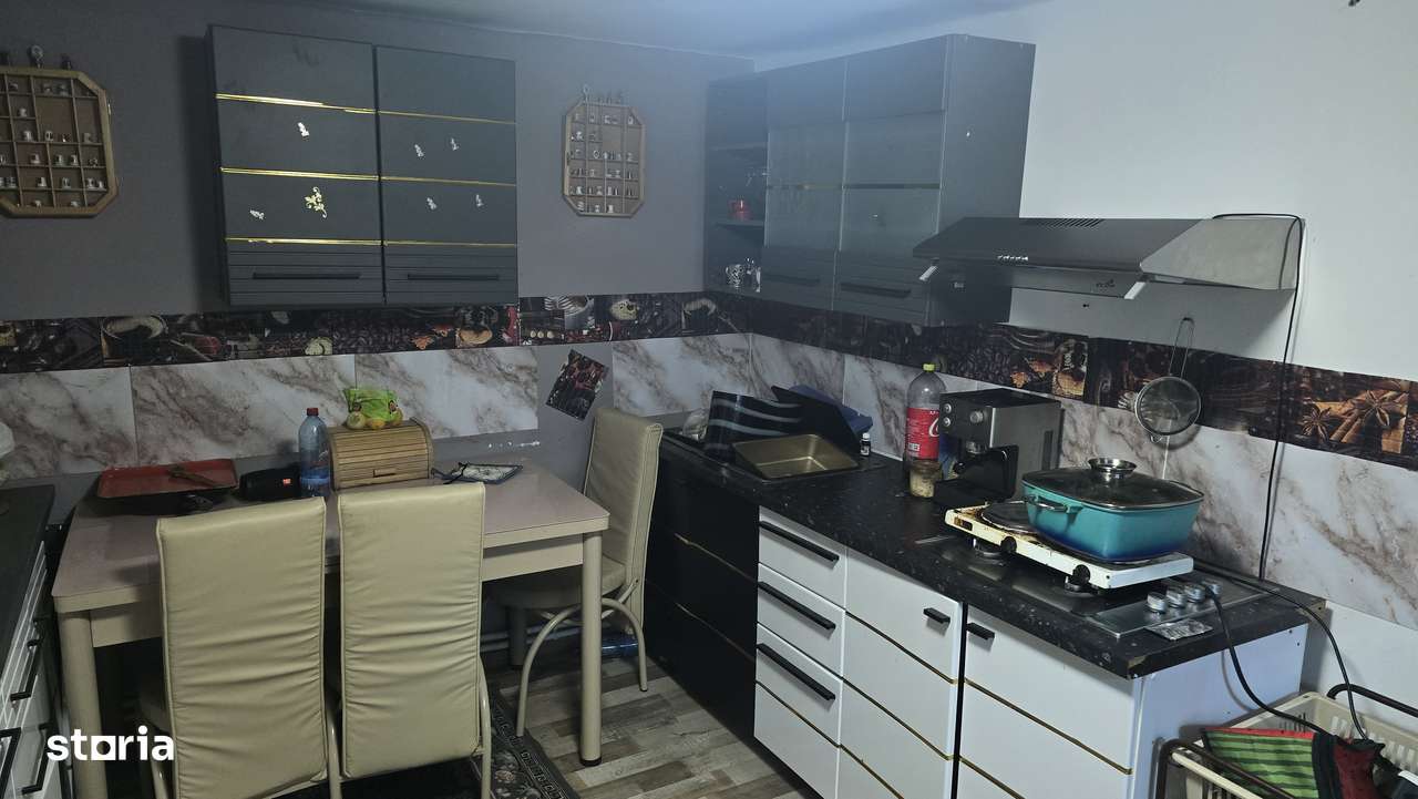 Vand casa in Deva, zona Garii, P+M, suprafata  aproximativ 120 mp, - Imagine principală: 3/20