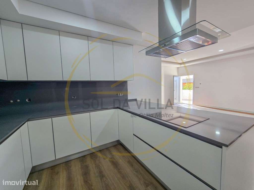 Moradia com piscina T3+1 - Fernão Ferro, Seixal - 550.000€-15