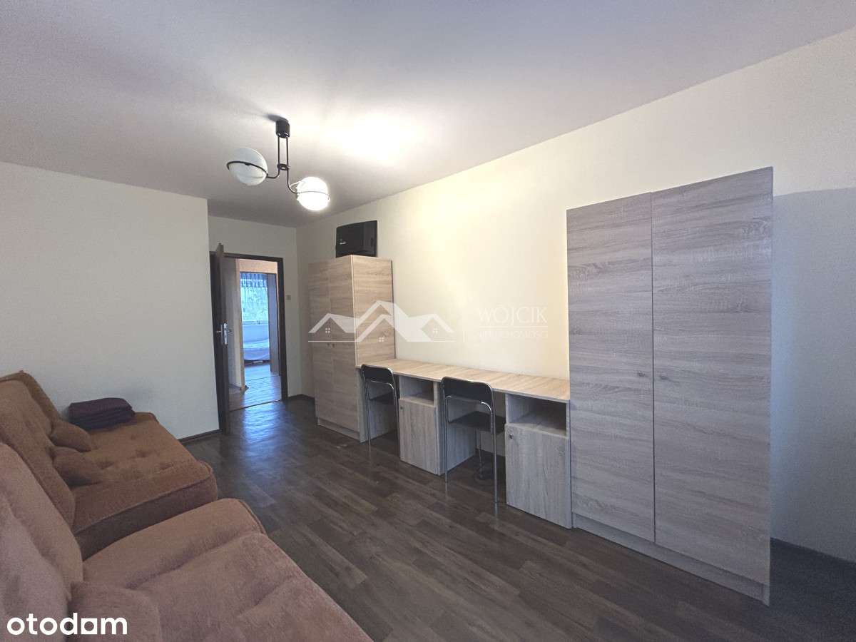 Klucze w biurze 2pok osobna kuchnia / U. Ekonomicz-0