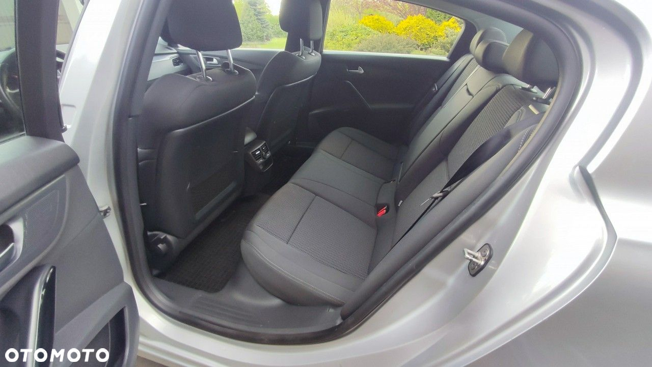 Peugeot 508 1.6 e-THP Allure S&S - 13