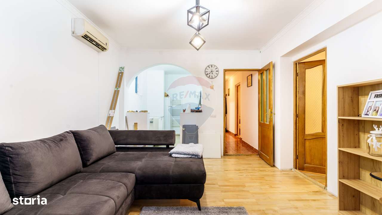 Casa individuala, 6 dormitoare, comision 0%, Intre Lacuri-14