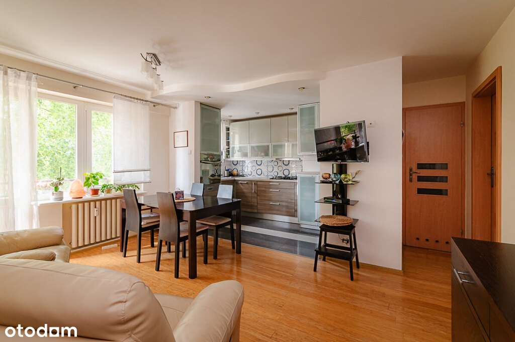 Przestronne mieszkanie 1-piętro na Podolszycach! - Pełny obrazek: 2/14