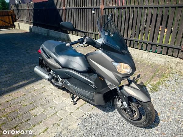 Yamaha X-max - 3