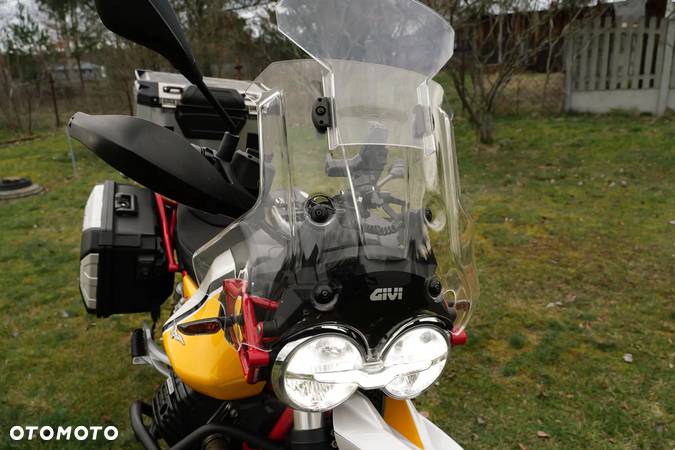Moto Guzzi V85 - 6