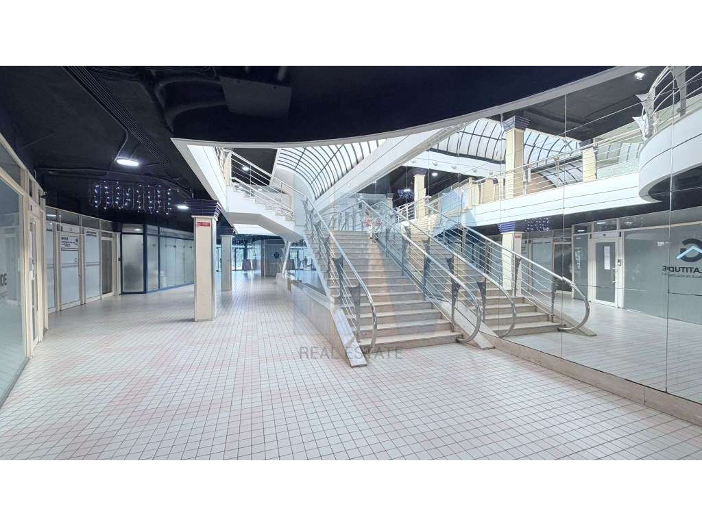 Loja para Arrendamento - Centro Comercial Mafavis - Grande imagem: 5/5