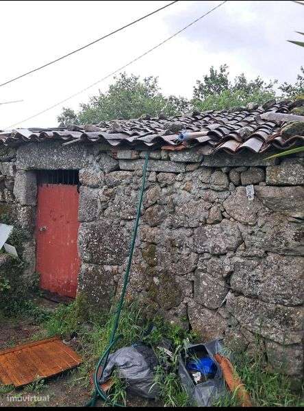 Terreno e casa nao habitável em portela do vade concelho vila verde - Grande imagem: 4/7