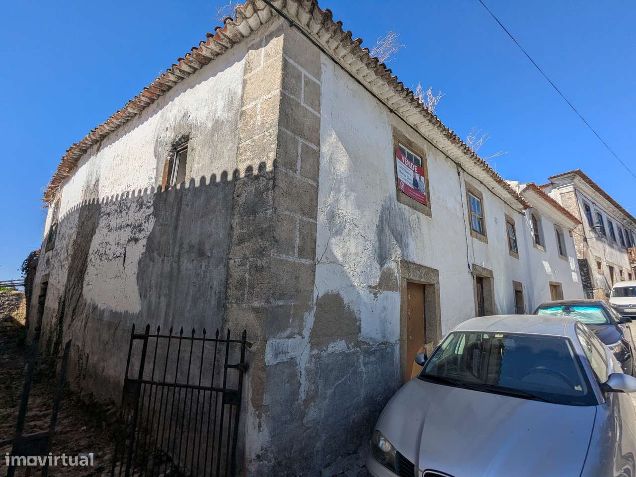 Duas moradias com área de construção de 382m2, Pedrógão Grande-1