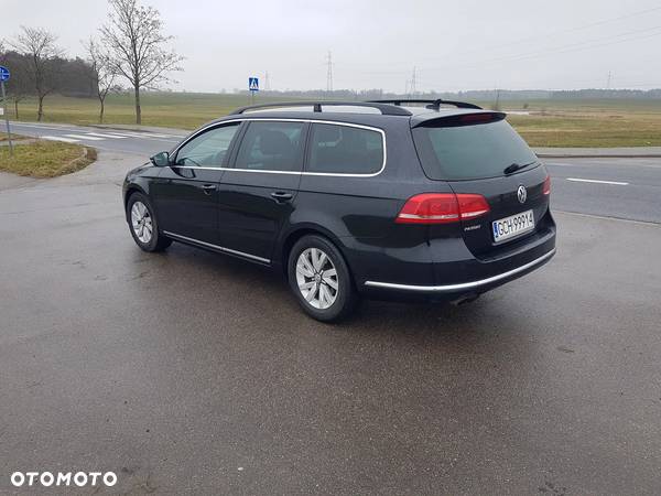 Volkswagen Passat Variant 2.0 TDI BlueMotion Technology Comfortline - 11