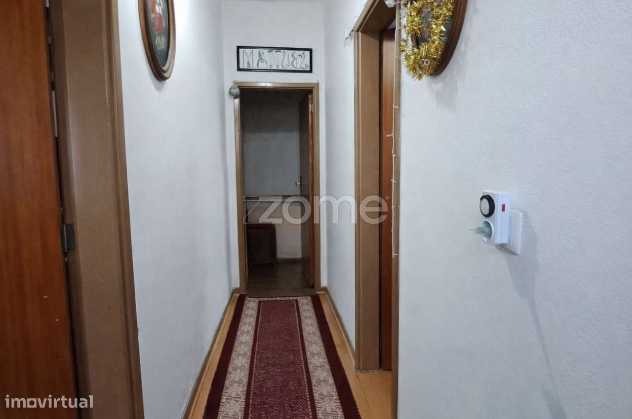 Moradia T3 no Outeiro de Bera com Terreno e Garagem - Grande imagem: 4/25