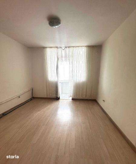 Garsoniera semid zona Poarta 6-6