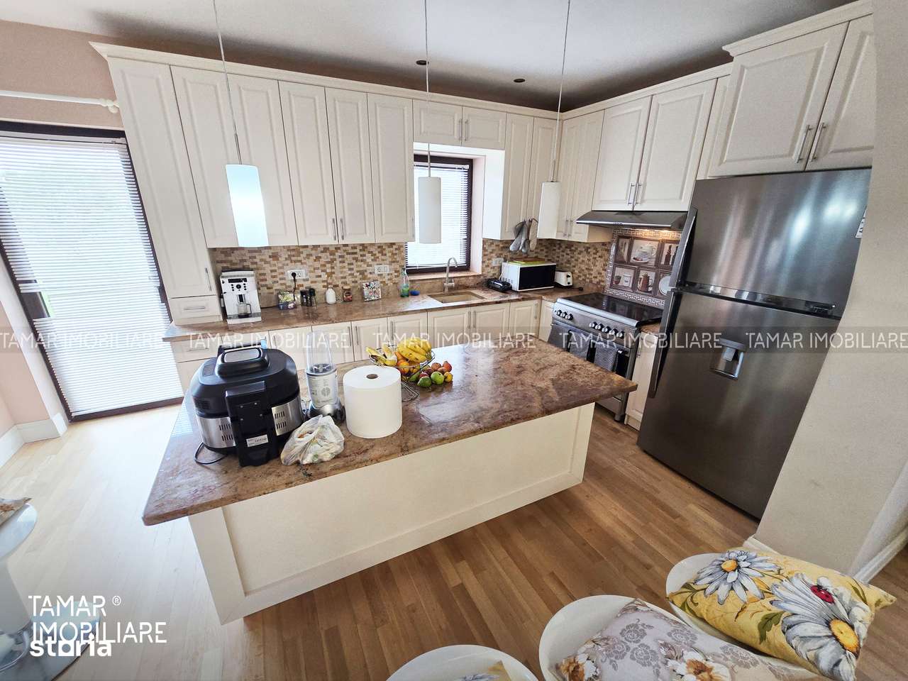 Vilă Deosebită P+E, 286 mp LA CHEIE - Vlaicu - Imagine principală: 5/11