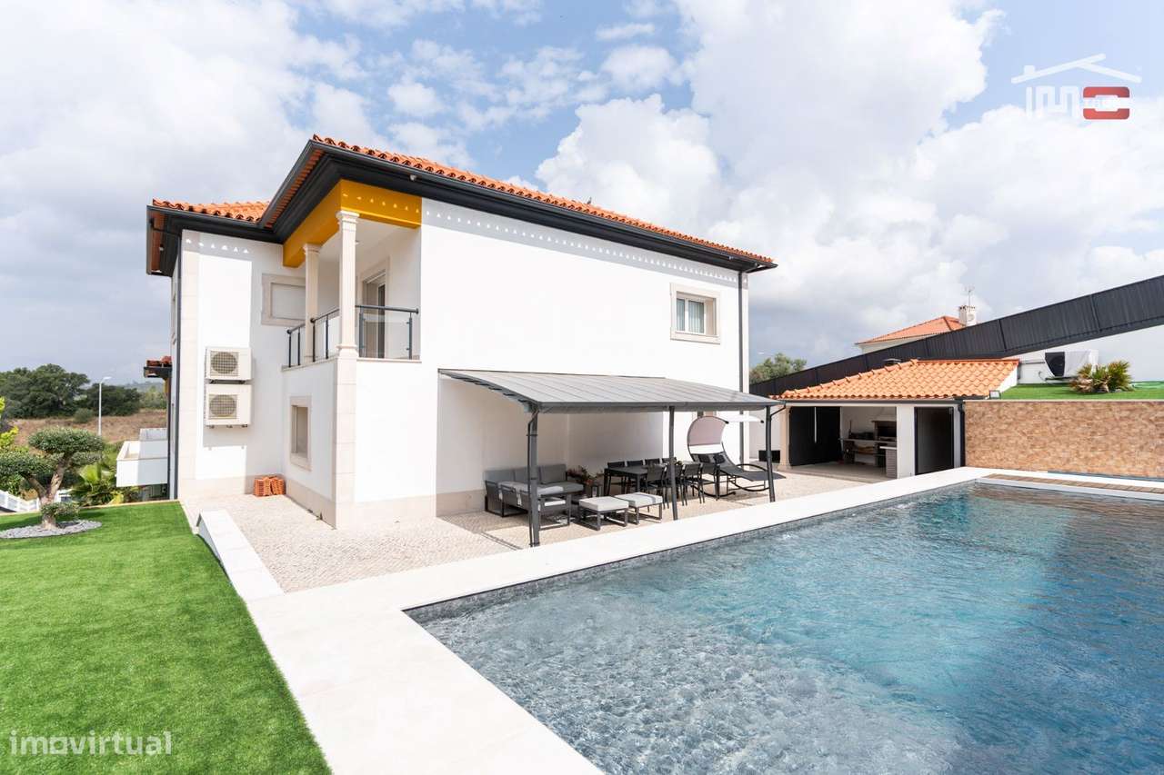 Moradia T5 em Tomar - Grande imagem: 2/40