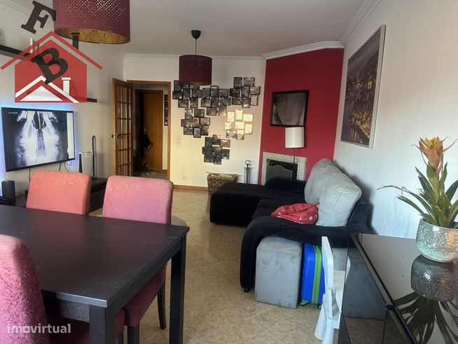 EXCELENTE T2 C/ LAREIRA ÁREA 123M2 SANTA MARINHA 220.000€-10