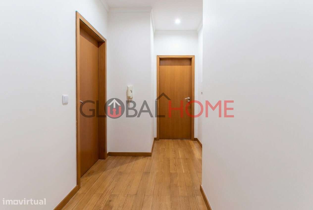 Duplex T2+1 com vista mar em Canidelo-56