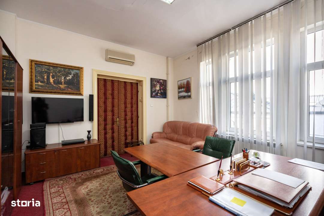 Vila 16 Camere de vanzare Unirii Primaria Sector 3-12