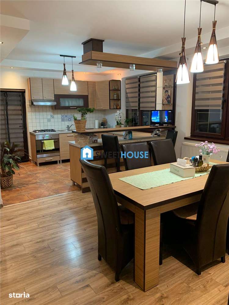 Casa recenta  mobilata si utilata  in zona semicentrala Fagaras - Imagine principală: 5/20