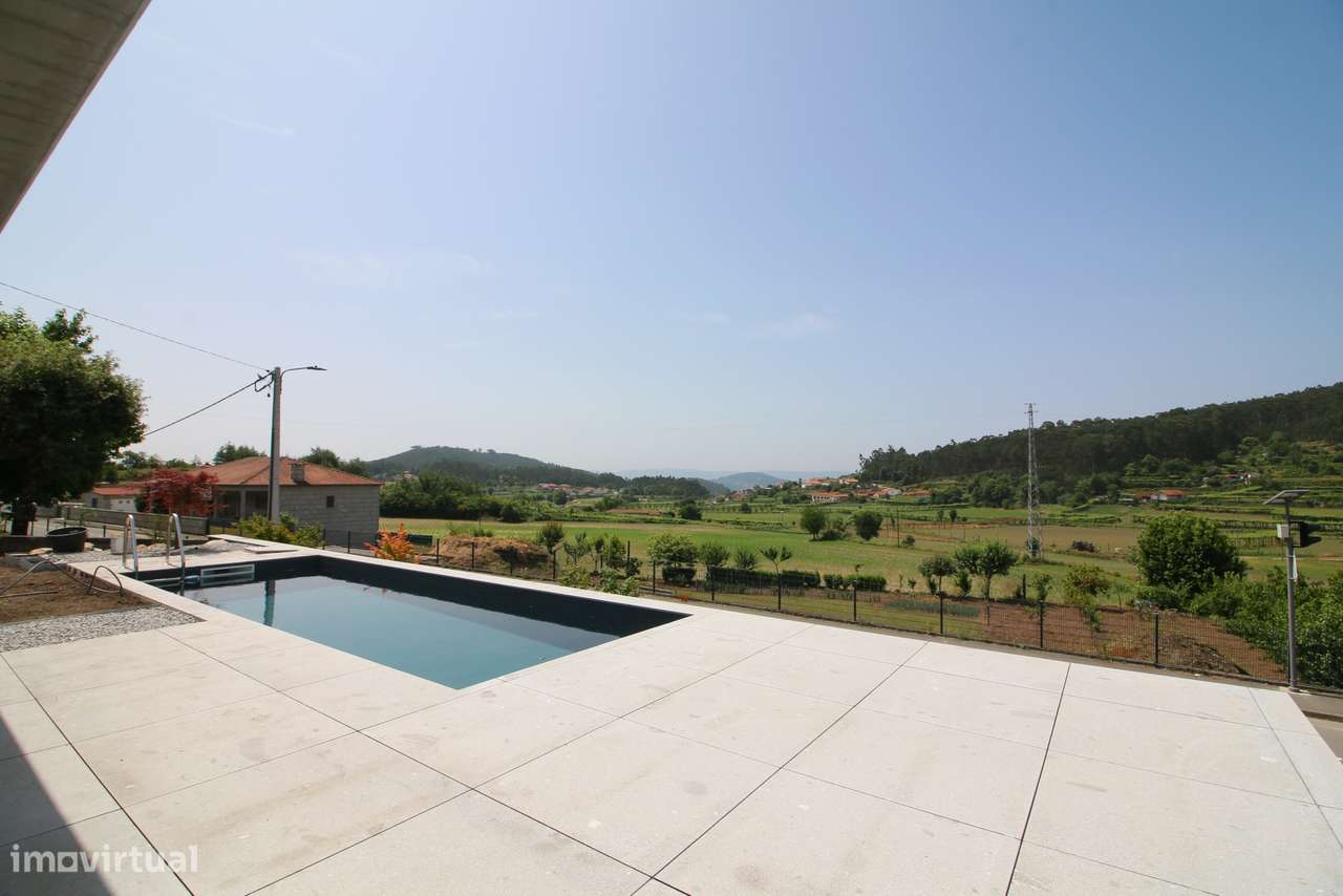 Moradia T3 Venda em Morreira e Trandeiras,Braga - Grande imagem: 2/18