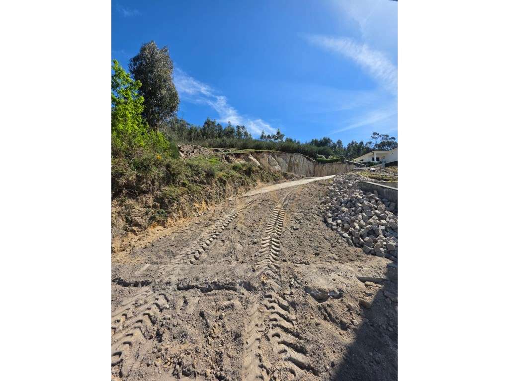 Terreno Construção - Grande imagem: 2/4