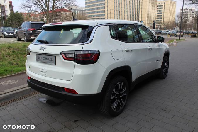 Jeep Compass 1.5 T4 mHEV High Altitude FWD S&S DCT - 3