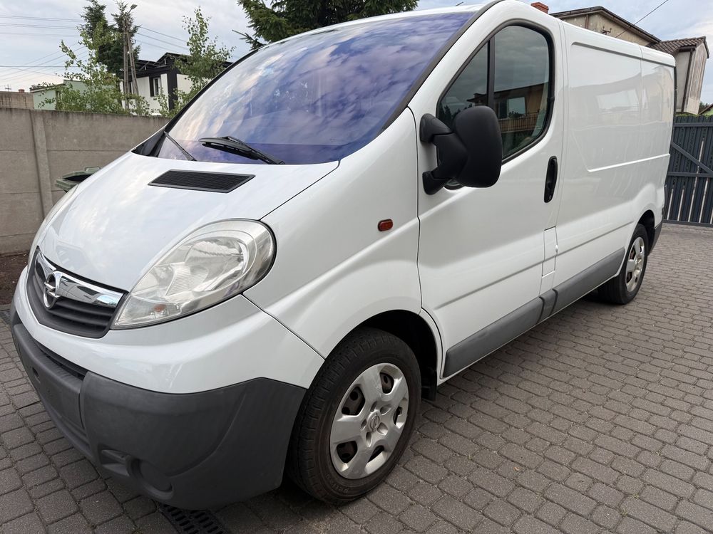 Opel Vivaro 2012