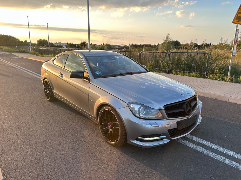 Mercedes-Benz C W204 (2007-2014) 220 CDI DPF Automatik Avantgarde 2011