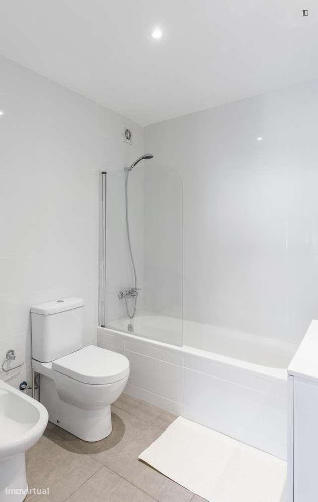 Apartamento com 3 quartos - localizado em Massarelos Porto - Grande imagem: 3/23