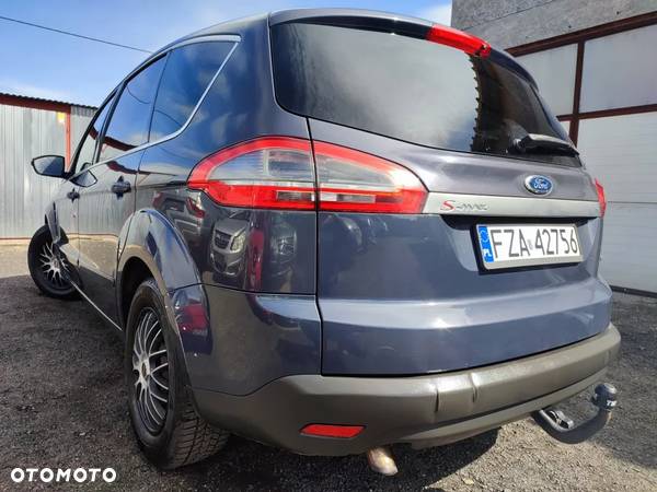 Ford S-Max 2.0 TDCi Titanium - 3