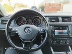 Volkswagen Jetta - 4