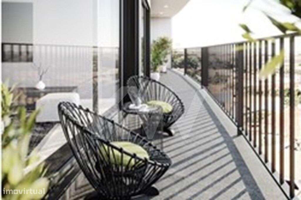 Apartamento T2 com Garagem a dois passos da Universidade e Hospital de - Grande imagem: 4/21