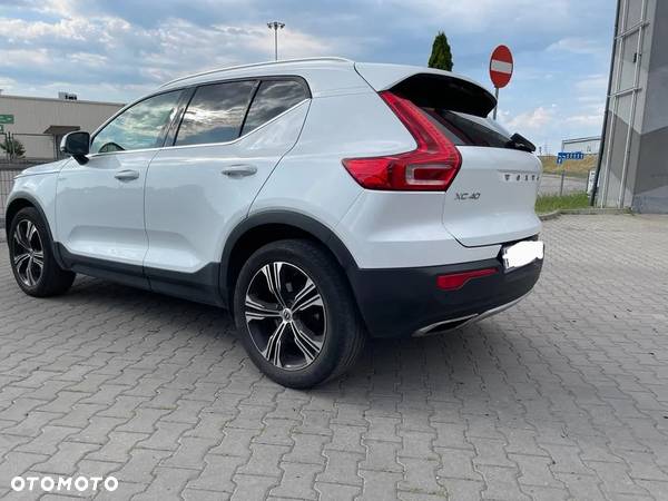 Volvo XC 40 T4 AWD Inscription - 9