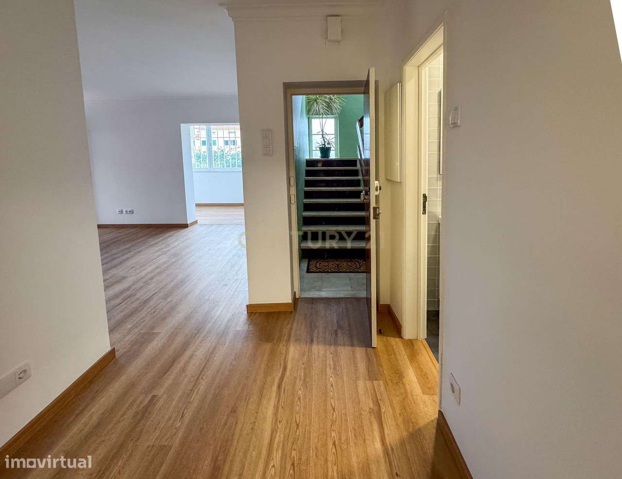 T3 remodelado para arrendar - Grande imagem: 5/12