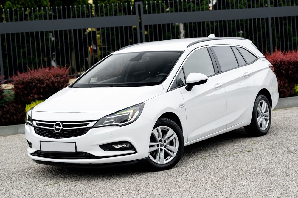Opel Astra K (2015-2021) 1.6 D Automatik ON 2017
