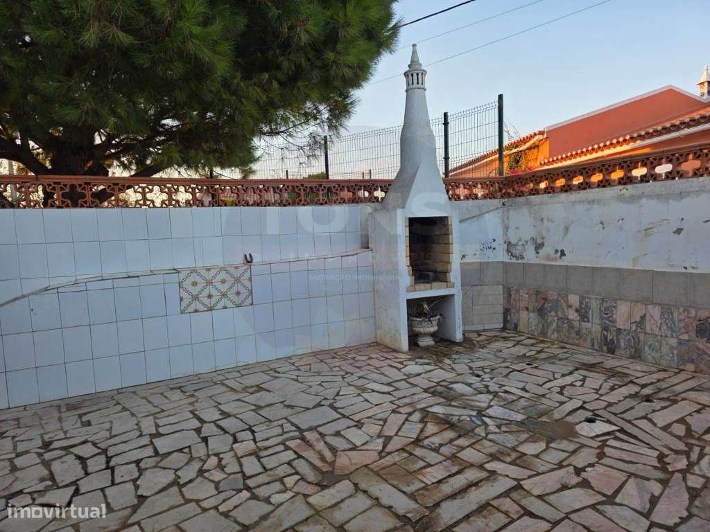 Moradia Isolada com AL-32