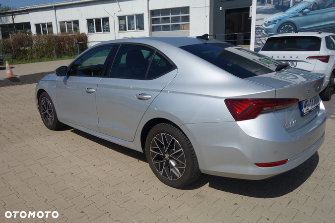 Skoda Octavia 1.5 TSI ACT Ambition - 8