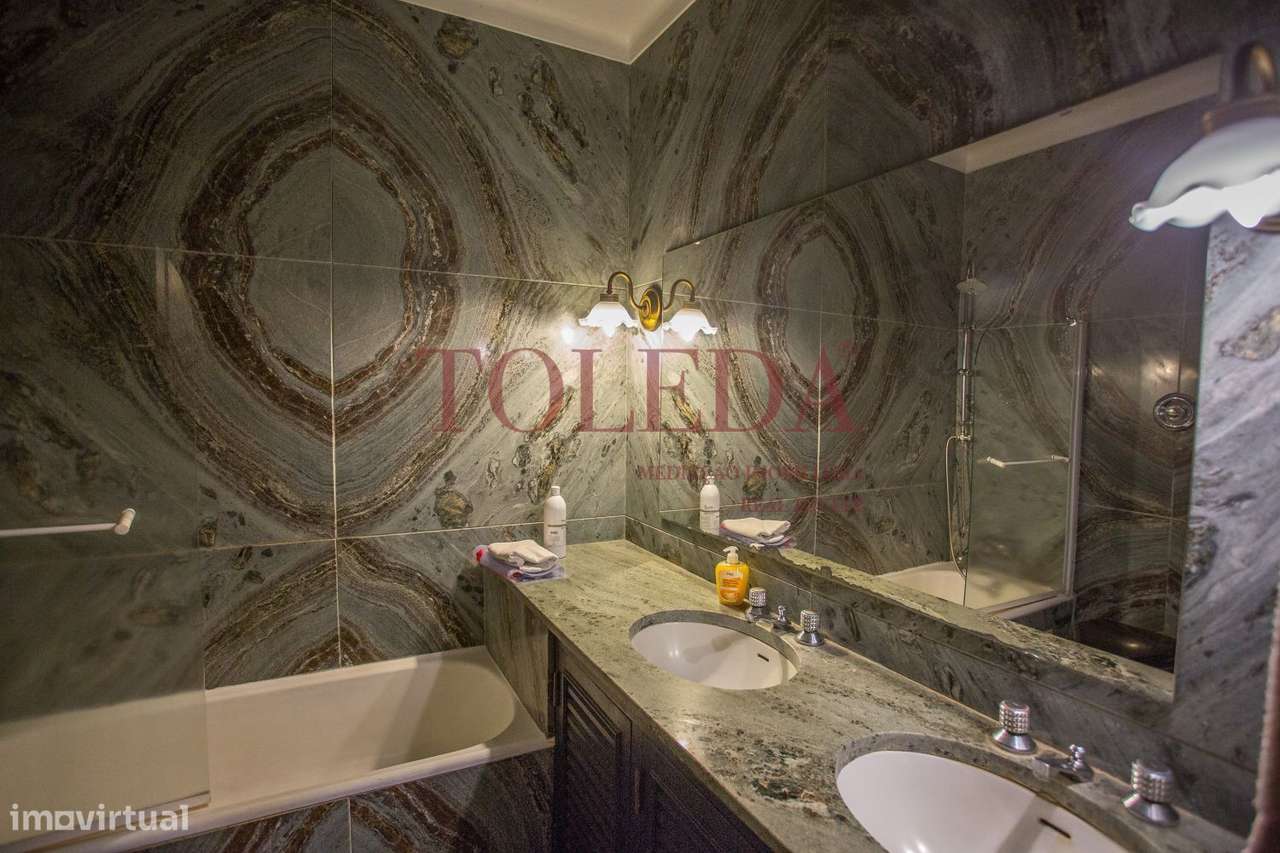 Moradia T7 em Almeirim-22