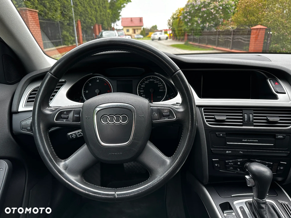 Audi A4 2.0 TDI Multitronic - 13