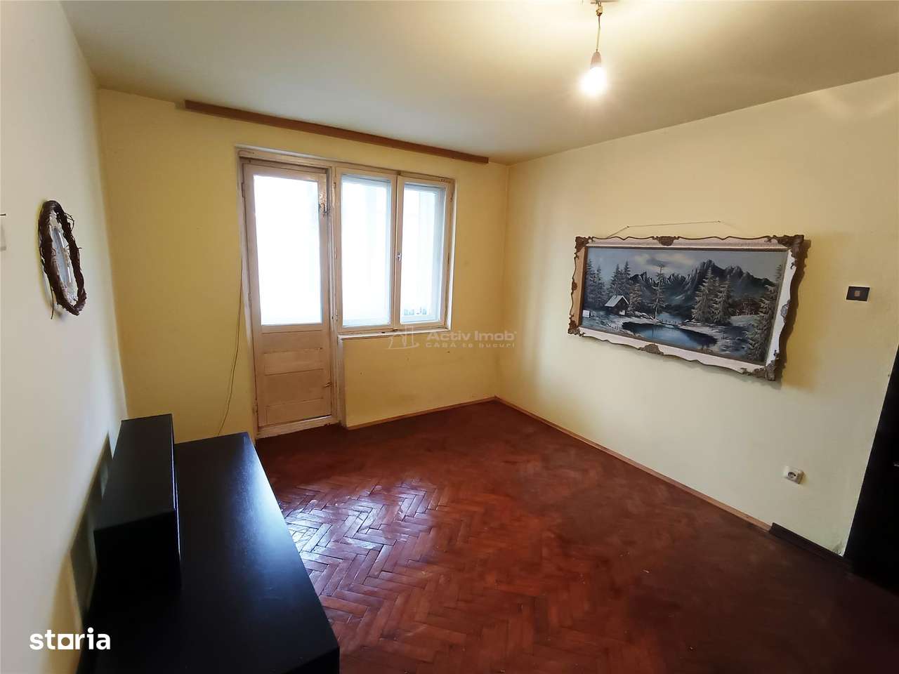 Apartament 3 cam. et. 2 in Moldova Nou&#259; - Imagine principală: 4/13