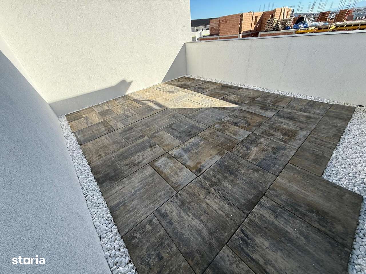 Penthouse 2 cam si 2 terase de 40 mp, incalz pardoseala, lift-4