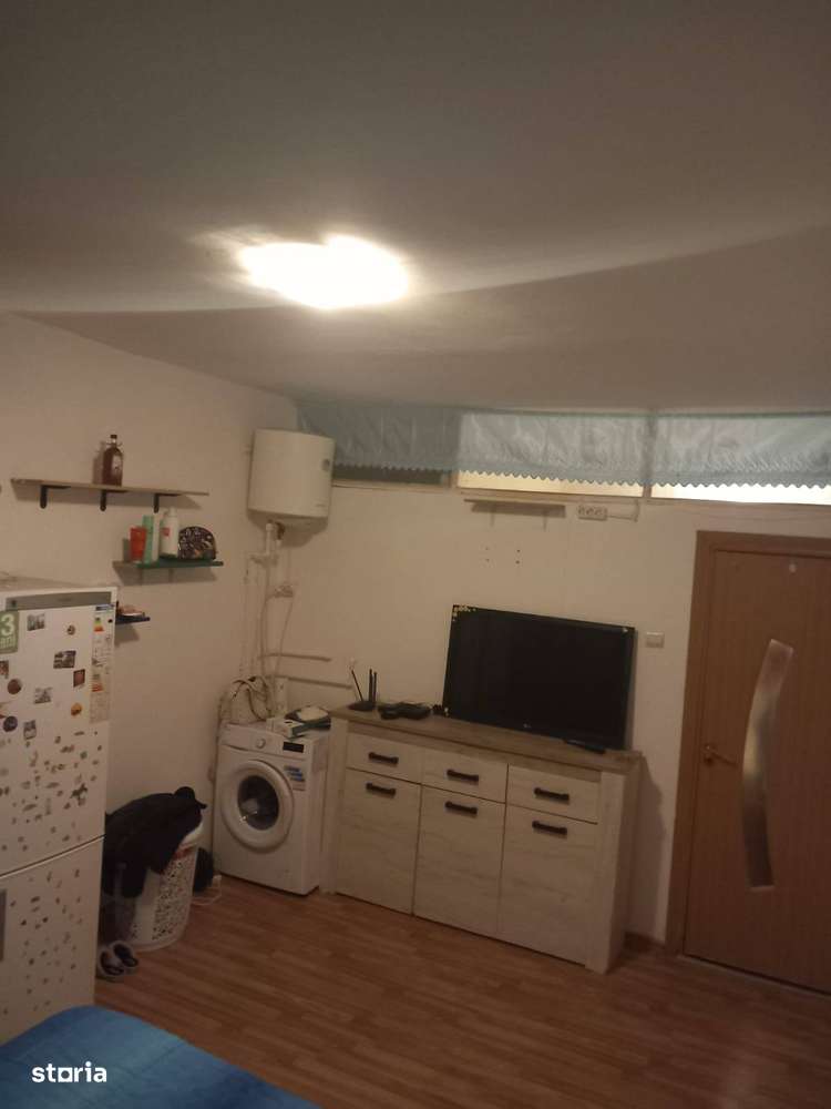 De vanzare garsoniera etajul 1 mobilata și utilata Pret 17.000e - Imagine principală: 5/5