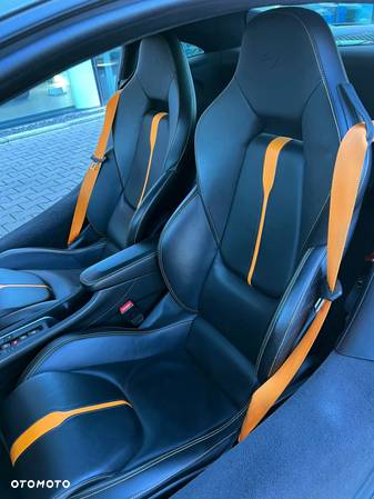 McLaren 570S Coupe Standard - 24