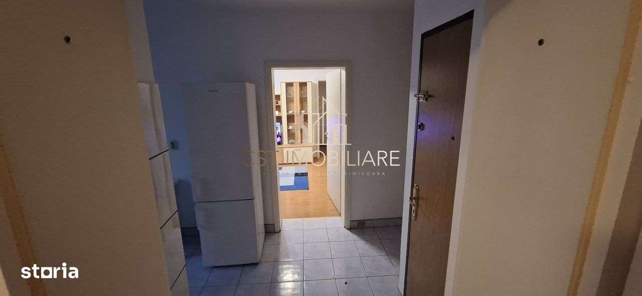 Apartament 3 camere - ultracentral - Medicina - Centrala Proprie - Imagine principală: 4/9