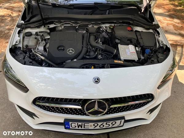 Mercedes-Benz Klasa B 200 AMG Line 7G-DCT - 32