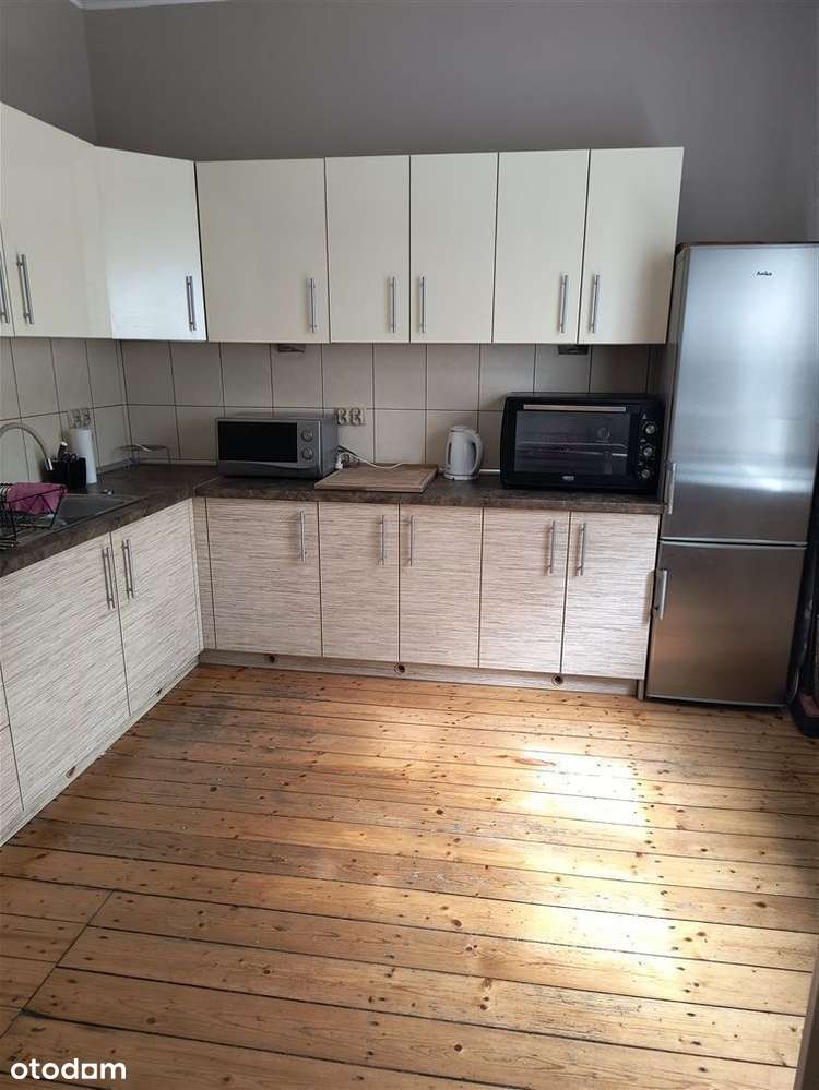 Dom wielorodzinny na sprzedaż-13