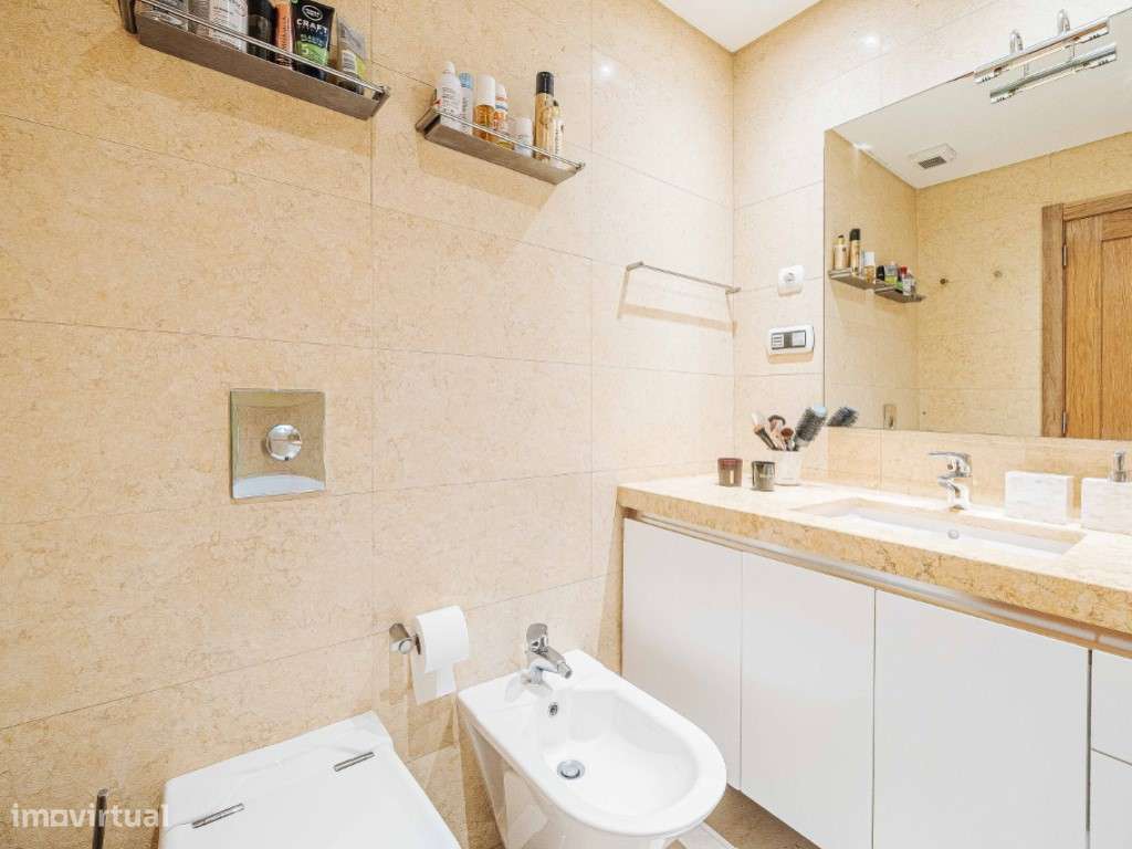 Apartamento T3 em Telheiras, Box e Excelente Exposição Solar - Opor...-23