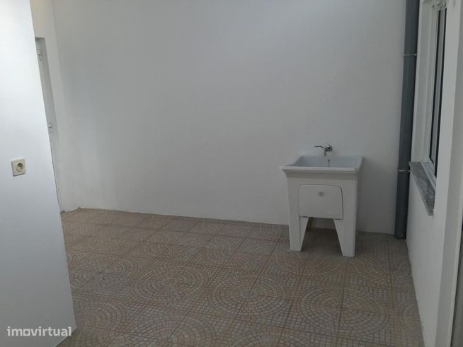 Excelente Moradia T5 em São Bernardo-17