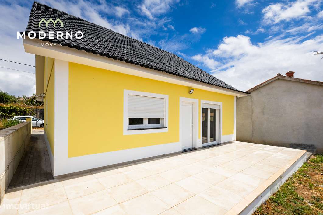 Moradia T3 com Garagem e Terreno – Antões, Louriçal-24