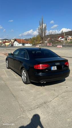 Audi A4 - 4