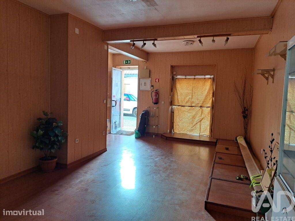 Loja / Estabelecimento Comercial T2 em Vila Real de Santo António de 8 - Grande imagem: 1/19