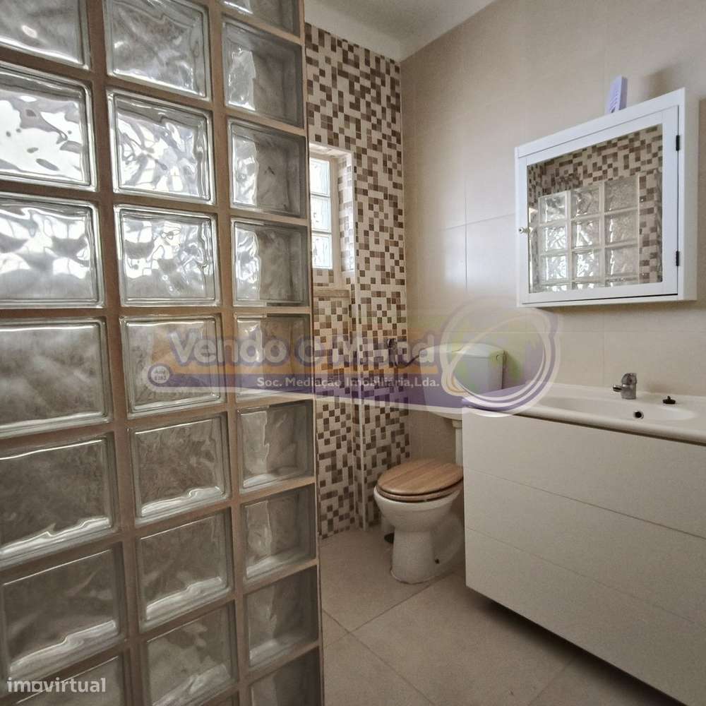 Apartamento T2 em Vila Franca de Xira (VFX123)-14